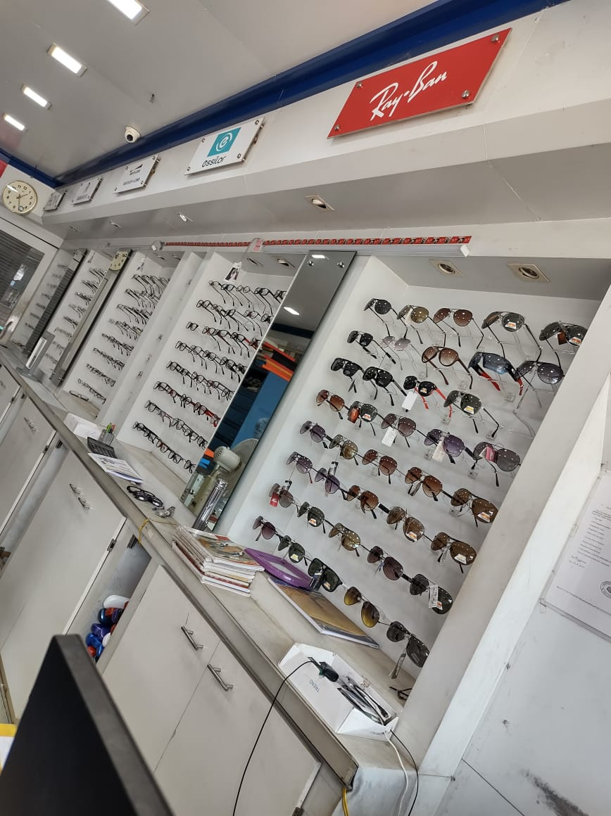 AYIN OPTICS CHERUPUZHA